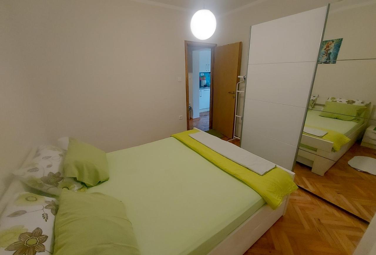 Apartments Iva Τίβατ Εξωτερικό φωτογραφία