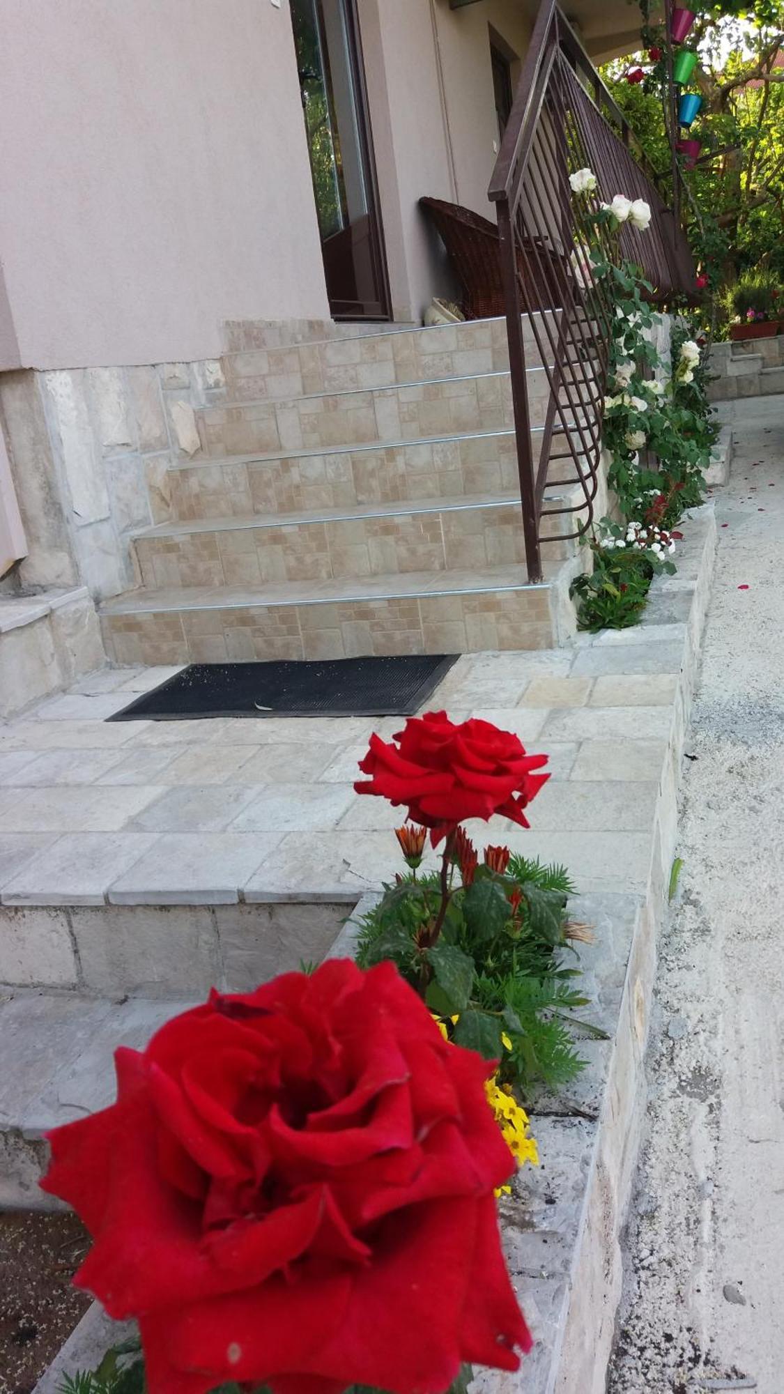 Apartments Iva Τίβατ Εξωτερικό φωτογραφία
