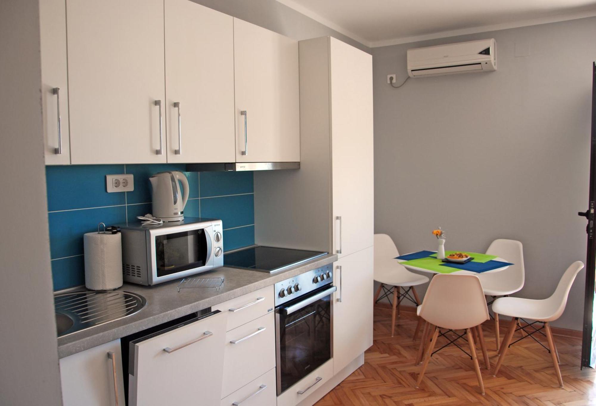 Apartments Iva Τίβατ Δωμάτιο φωτογραφία