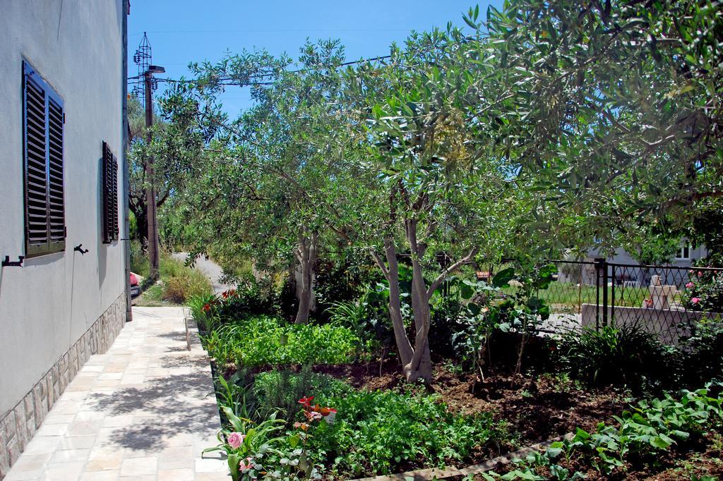 Apartments Iva Τίβατ Δωμάτιο φωτογραφία